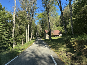 Enge Strässchen im Val-de-Sos, Pyrenäen