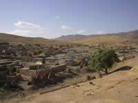 Typisches Dorf aus Lehmhäusern