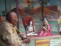 Begeisterter Zuschauer im Rama-Tempel