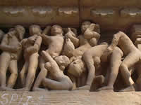 Skulpturen der deftigen Art in Khajuraho