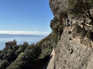 Spektakulärer Wanderweg Camí de les Ermites im Gebirgsmassiv Montserrat